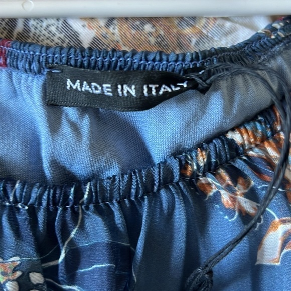 Athena one size women blouse - Picture 3 of 5